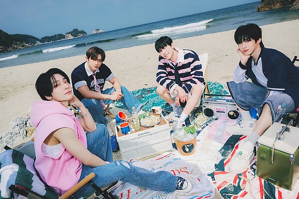 KOREAN DANCE POP BAND ONEUS TO FINLAND