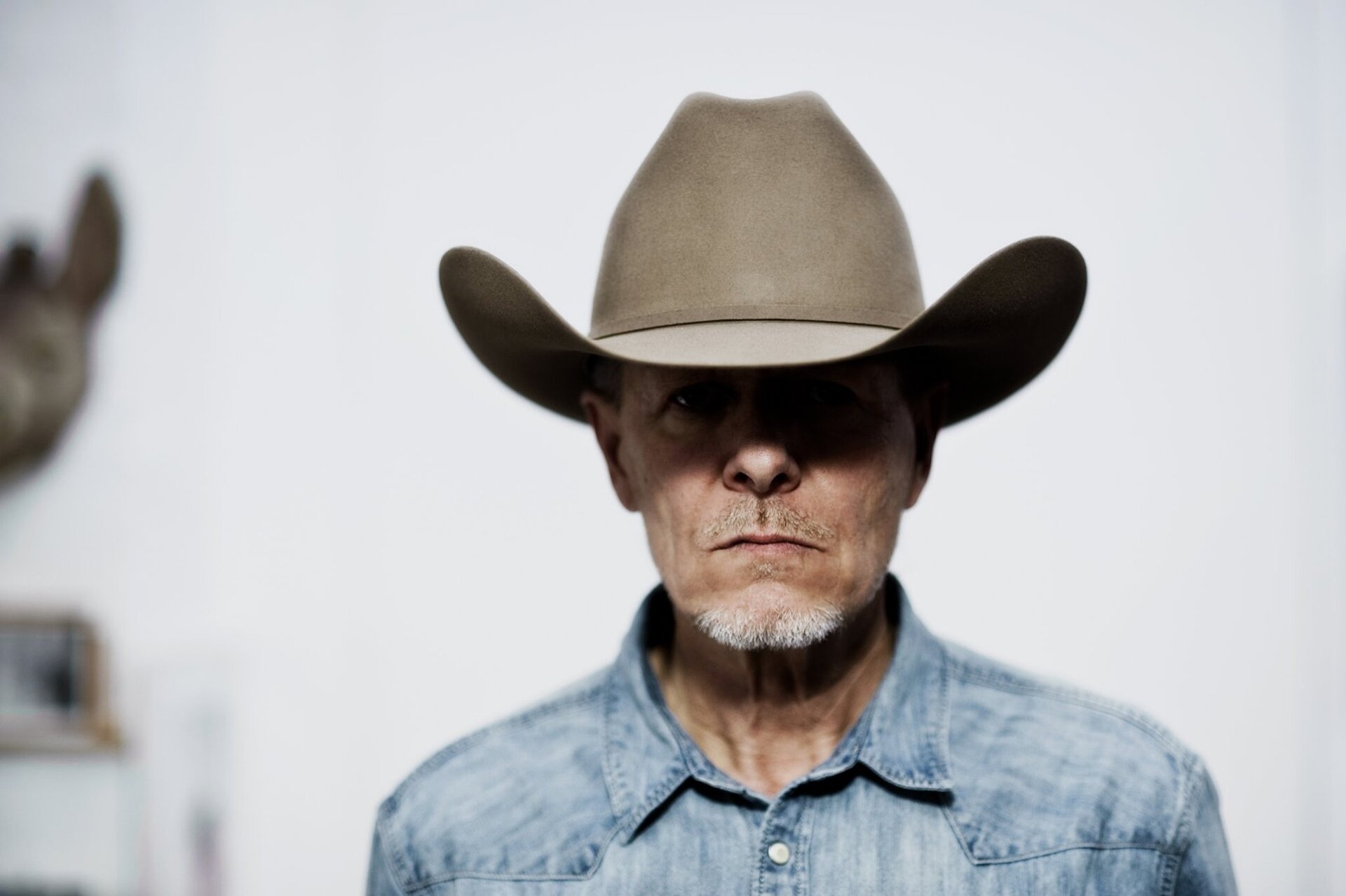 MICHAEL GIRA