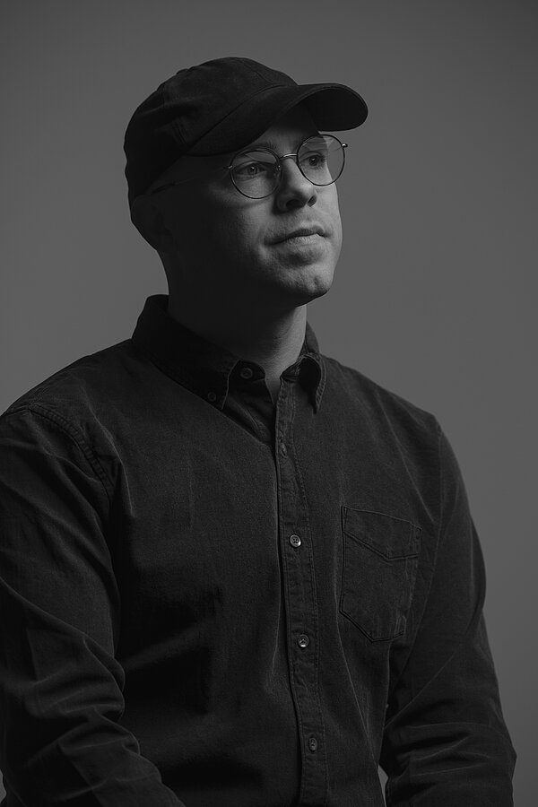 SLEEPING AT LAST HELSINKIIN ENSI KEVÄÄNÄ