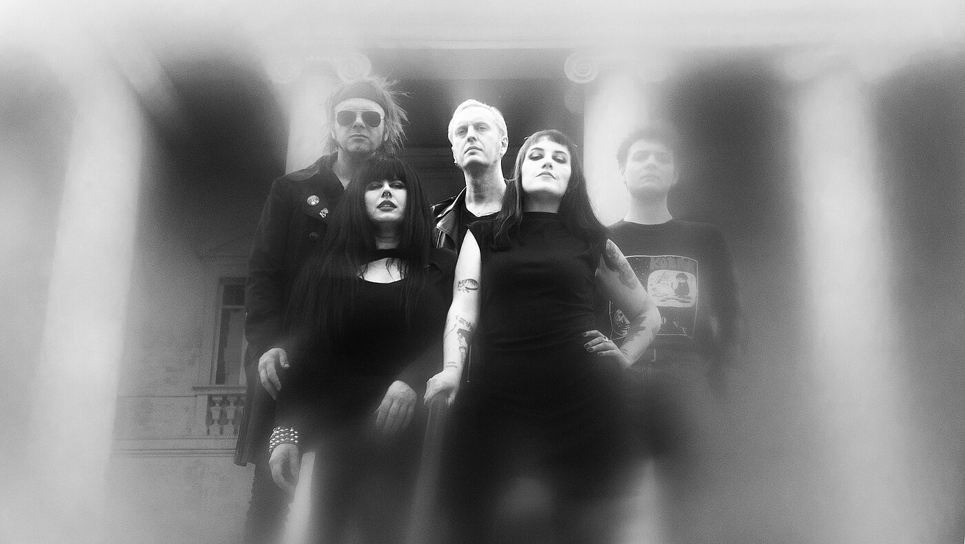 ITALIALAINEN GOOTTIPUNK-YHTYE HORROR VACUI ENSIMMÄISTÄ KERTAA SUOMEEN  