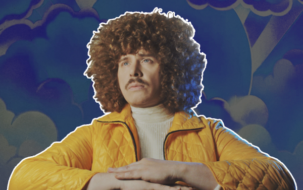 MICHAEL BLEU UUDEN HIGH SCHOOL DRAMA -ALBUMIN JULKAISUKIERTUEELLE 