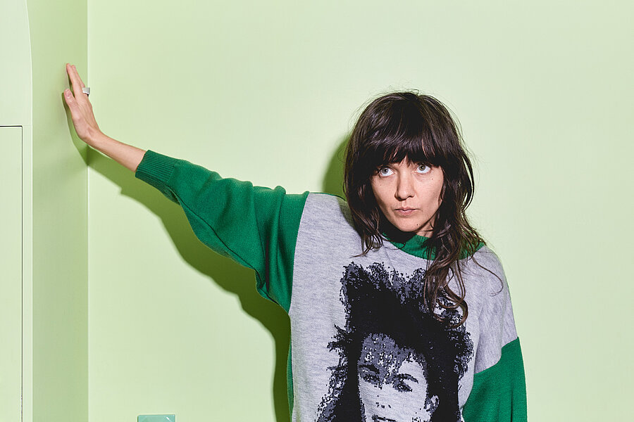 COURTNEY BARNETT
