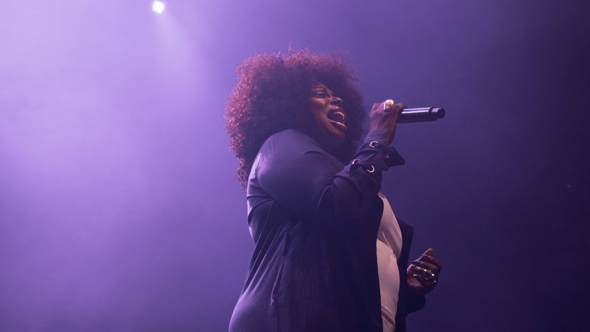 ANGIE STONE